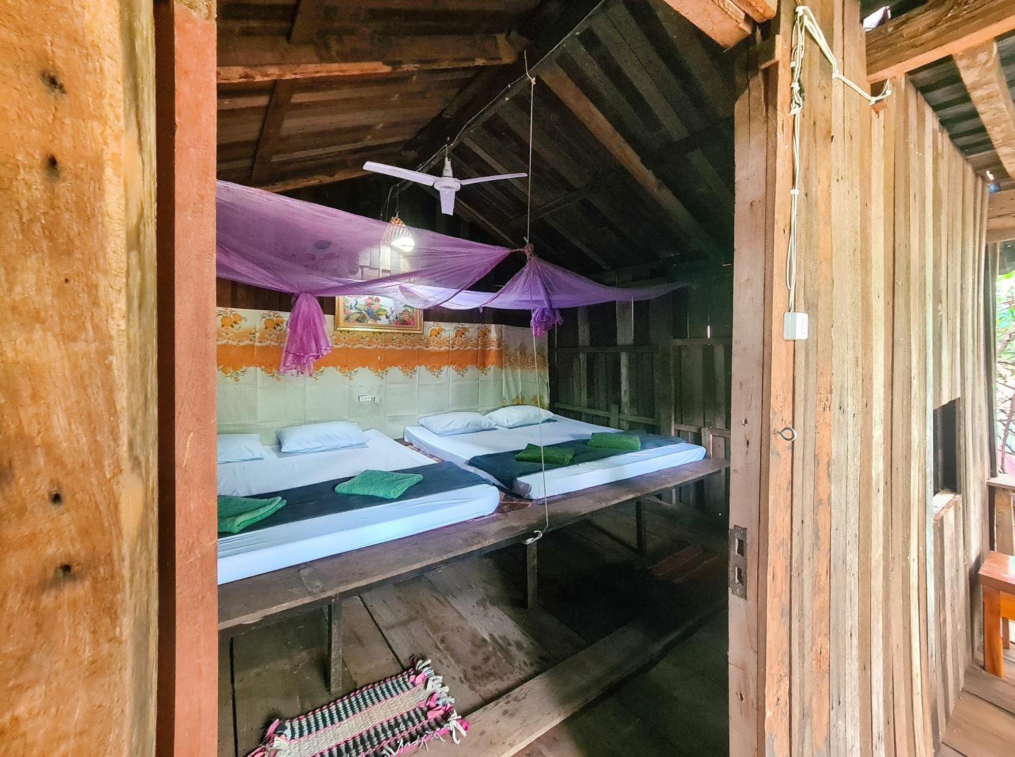 Ratanakiri Homestay & Jungle Trek Banlung Екстер'єр фото