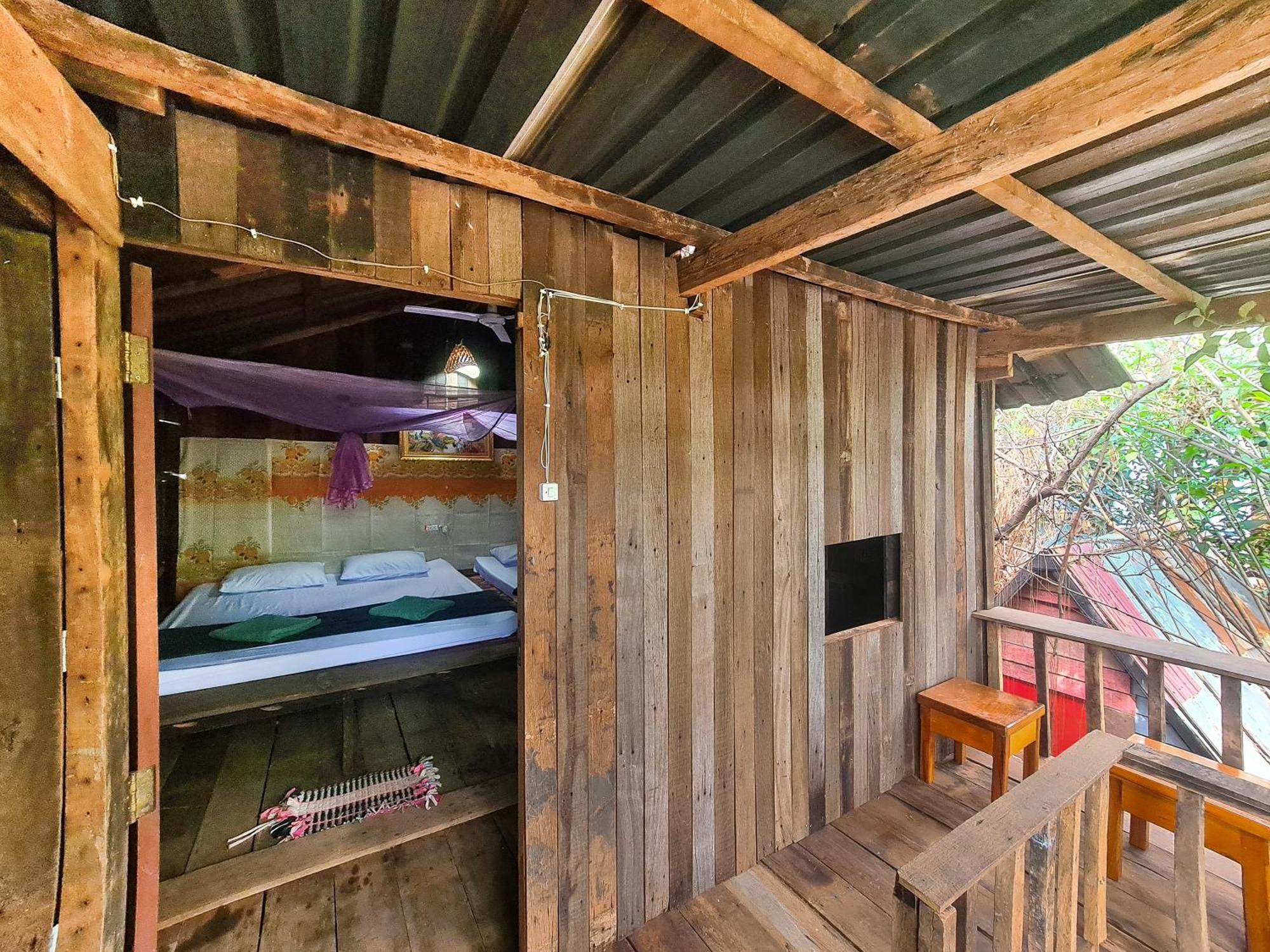 Ratanakiri Homestay & Jungle Trek Banlung Екстер'єр фото