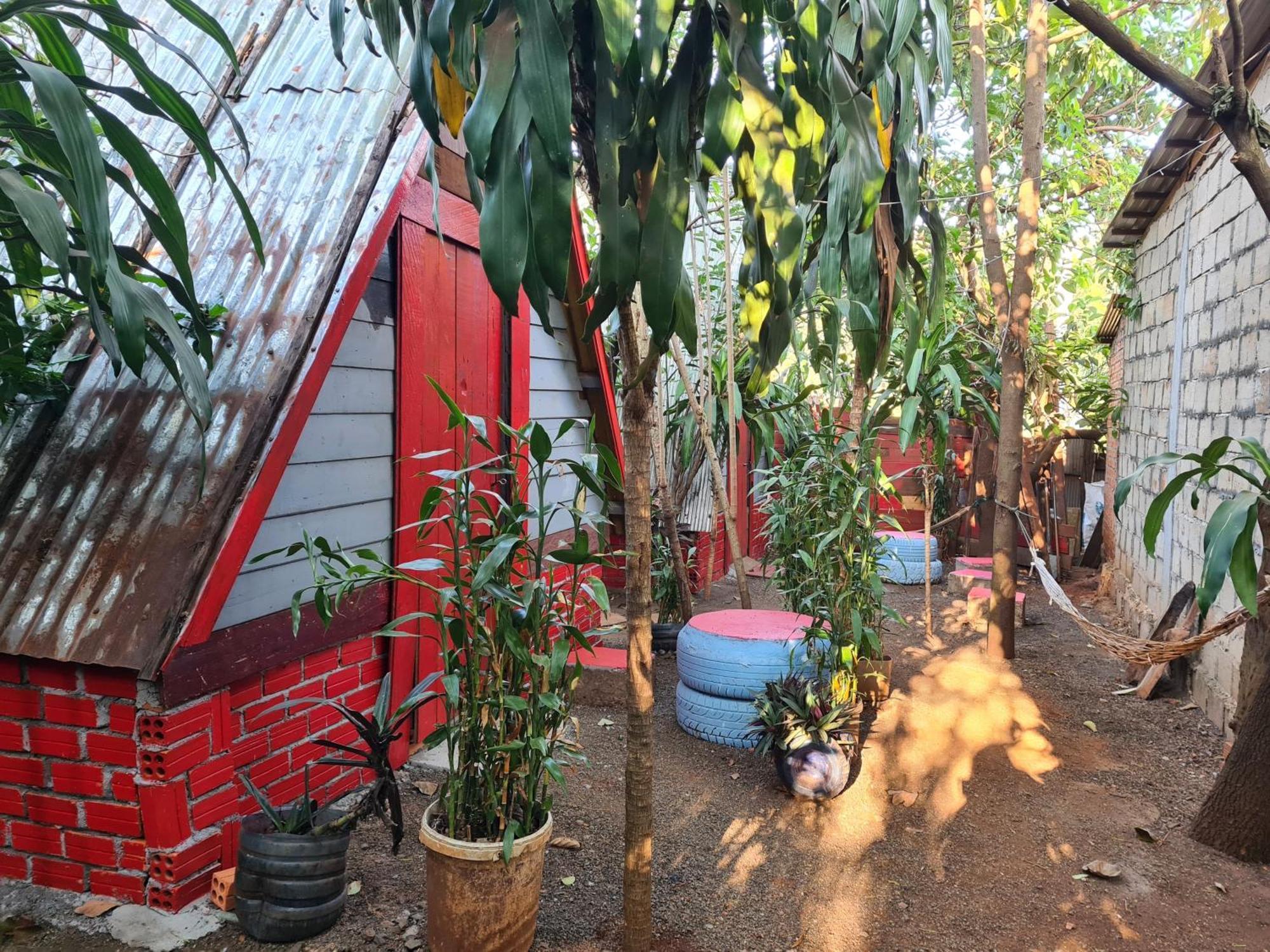 Ratanakiri Homestay & Jungle Trek Banlung Екстер'єр фото